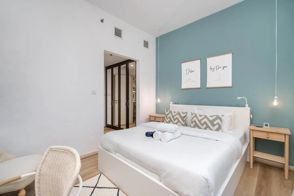 Cozy 1-Bedroom Apartment In Summer Residences, Jvc Dubai 0*,