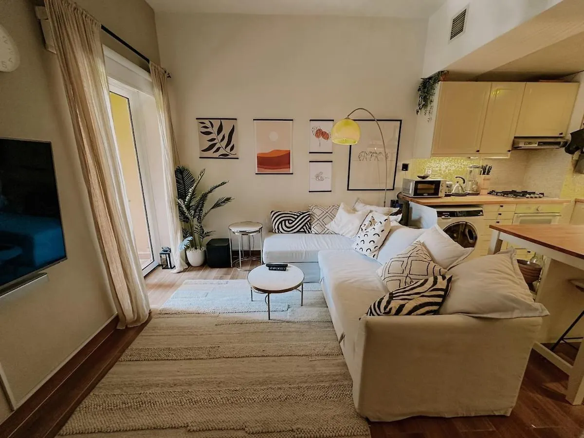 Cozy 1-Bedroom Apartment In Summer Residences, Jvc Dubai 0*,